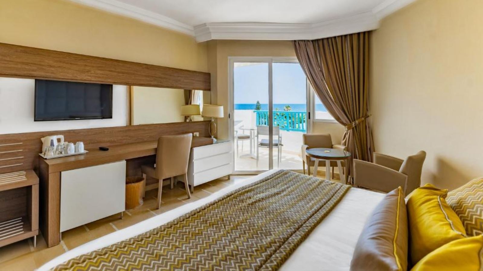rooms-single-wchild-standard-room-sea-view
