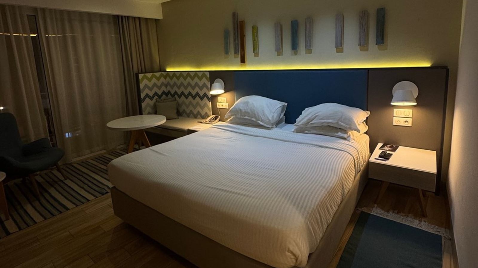 rooms-partial-sea-view-room