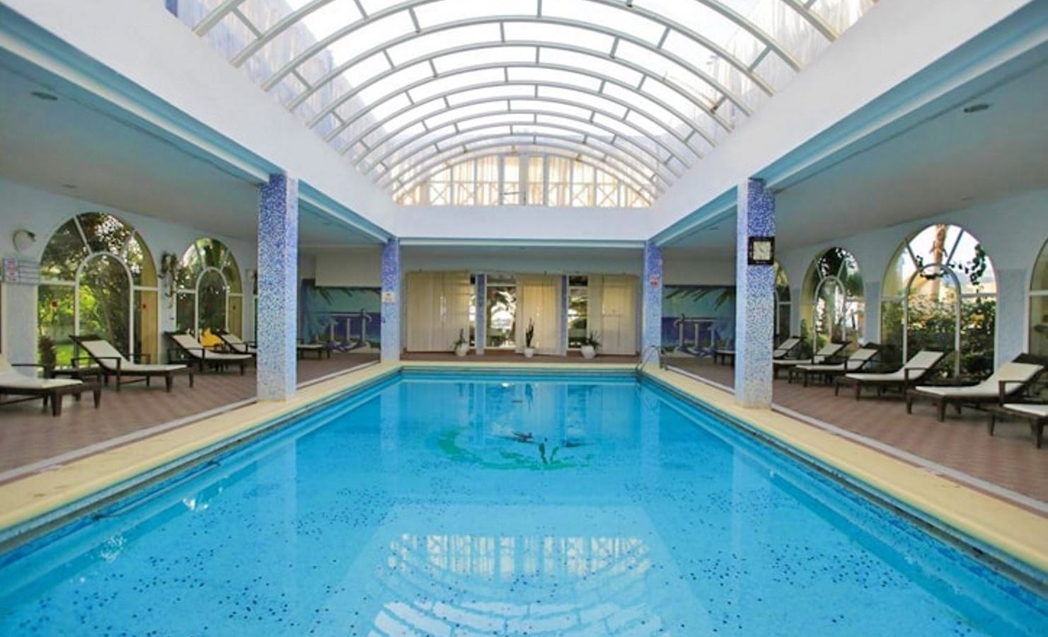 pools-indoor-pool