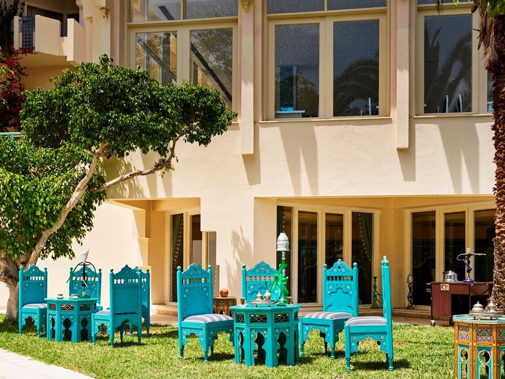 bars-the-coffee-shop