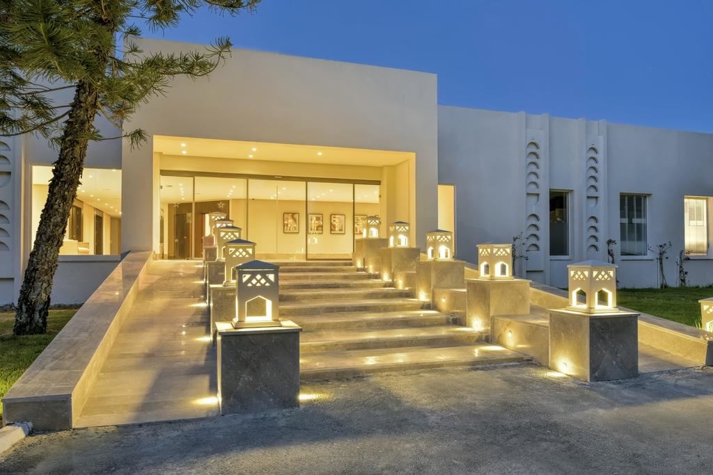 general-main-building