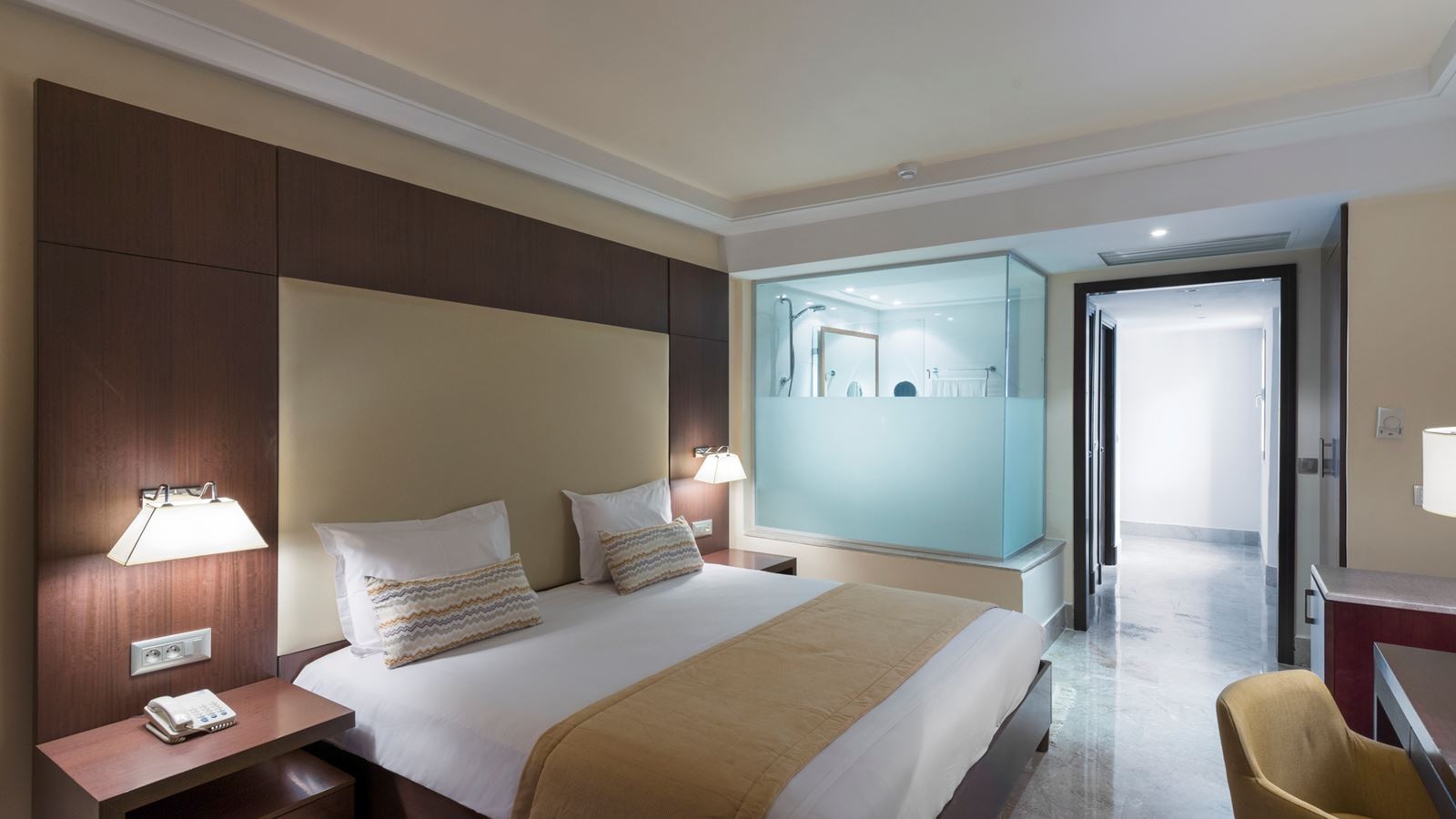 rooms-room-double-star-prestige-garden-view