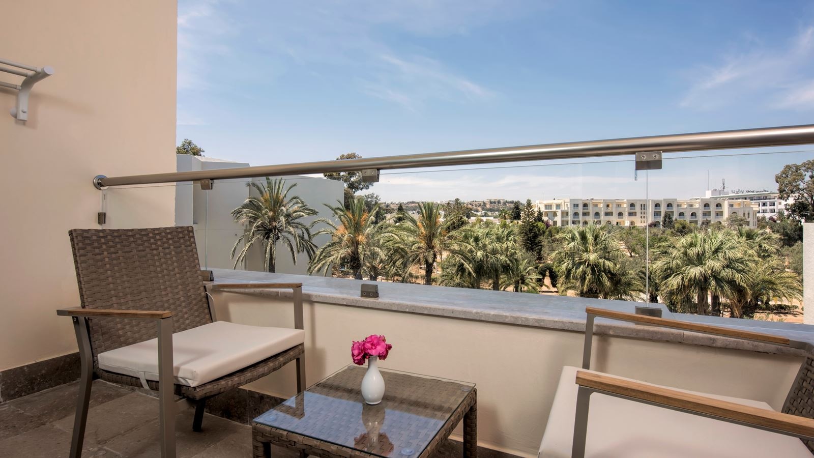 rooms-room-double-star-prestige-garden-view