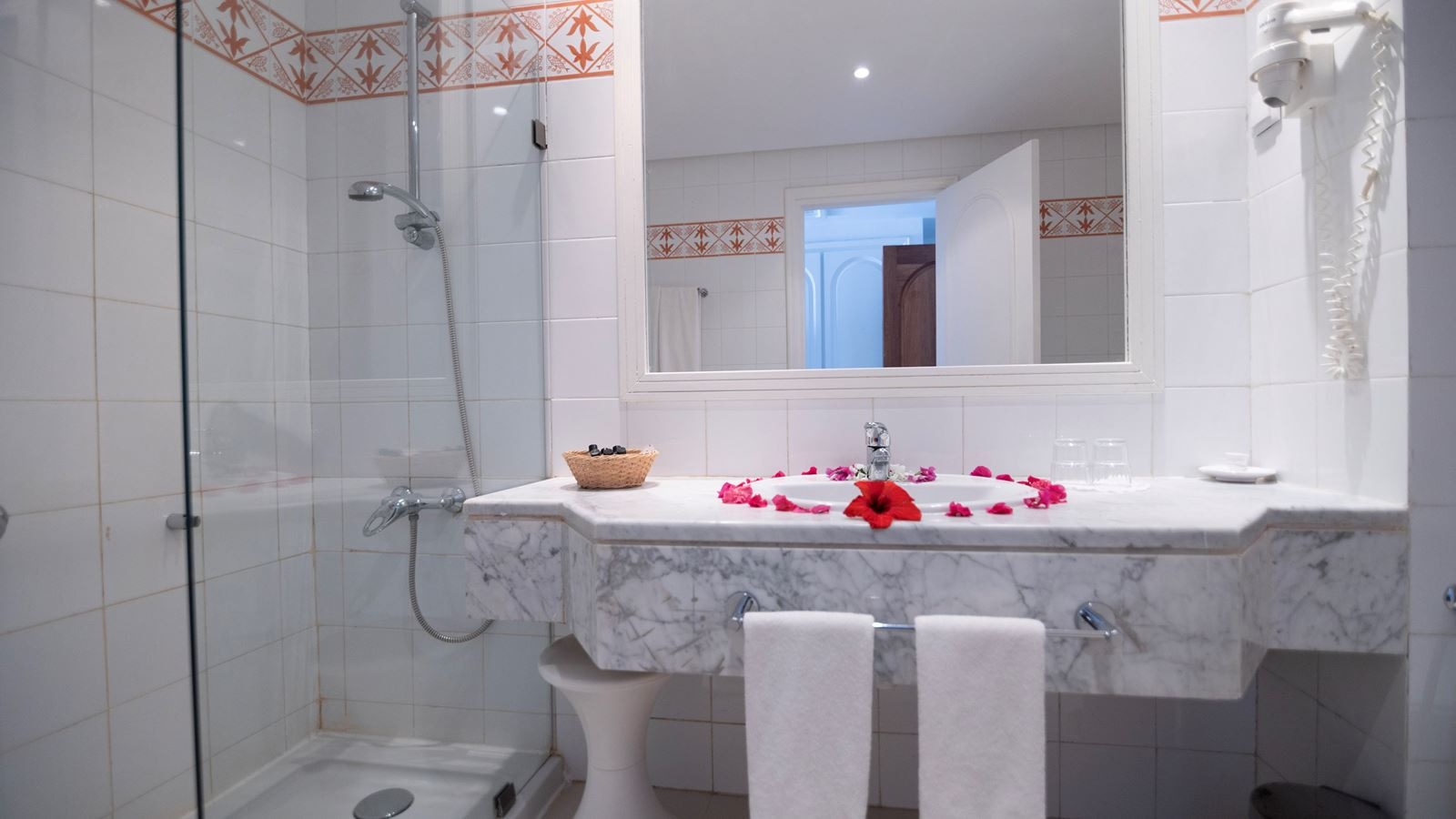 rooms-double-standard-room