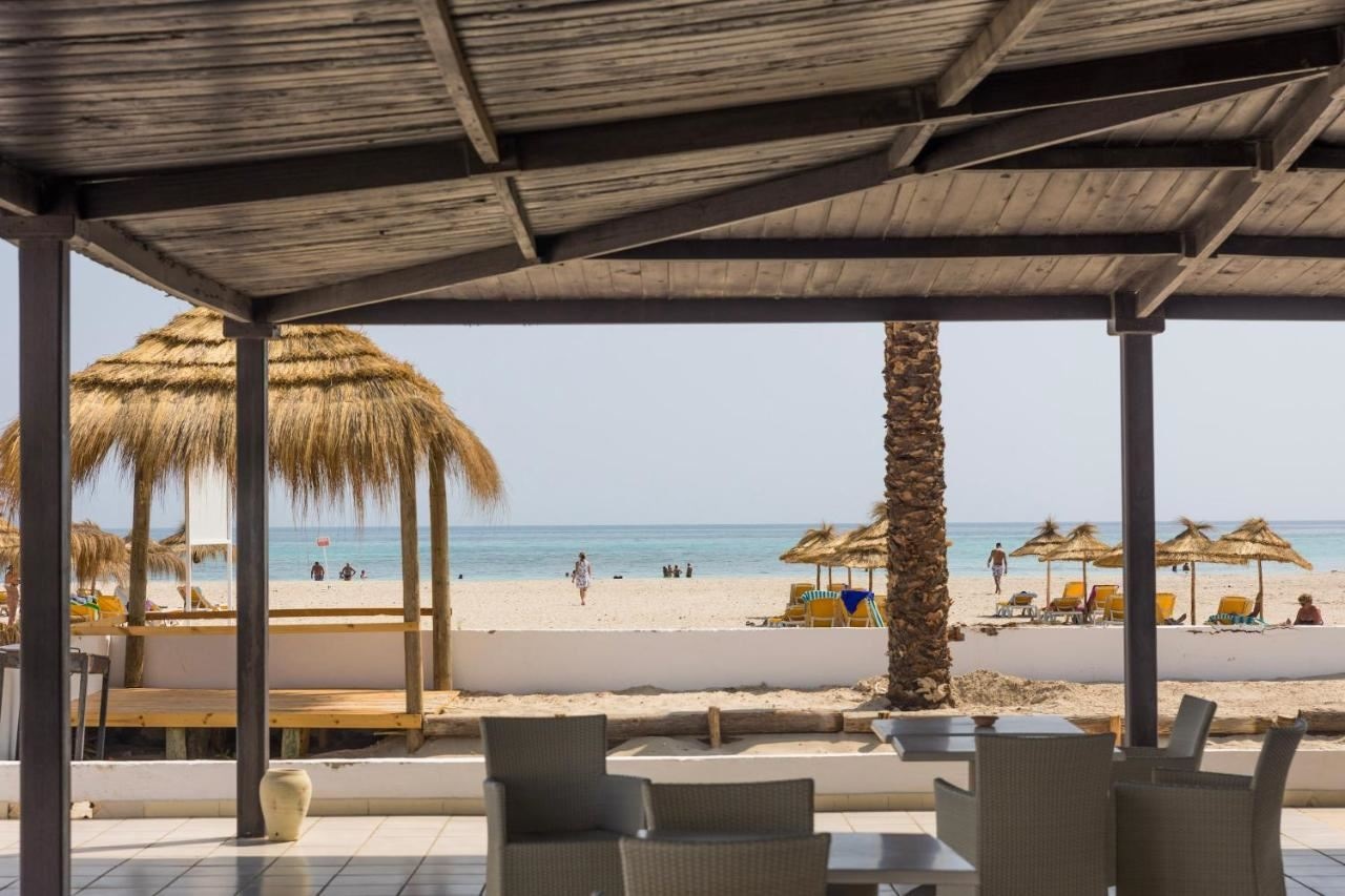 bars-beach-club-loqui