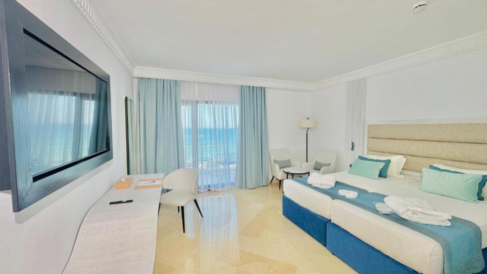 rooms-room-superior-sea-view