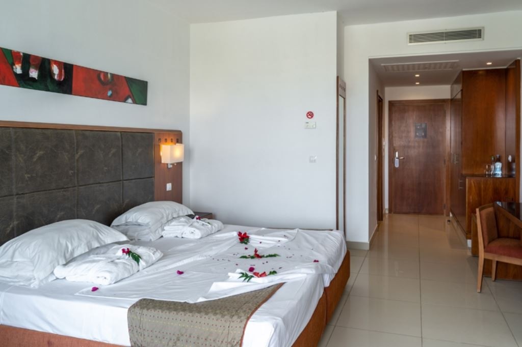 rooms-double-standard-room