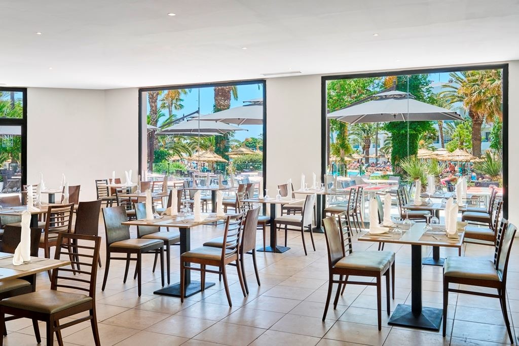 restaurants-restaurants