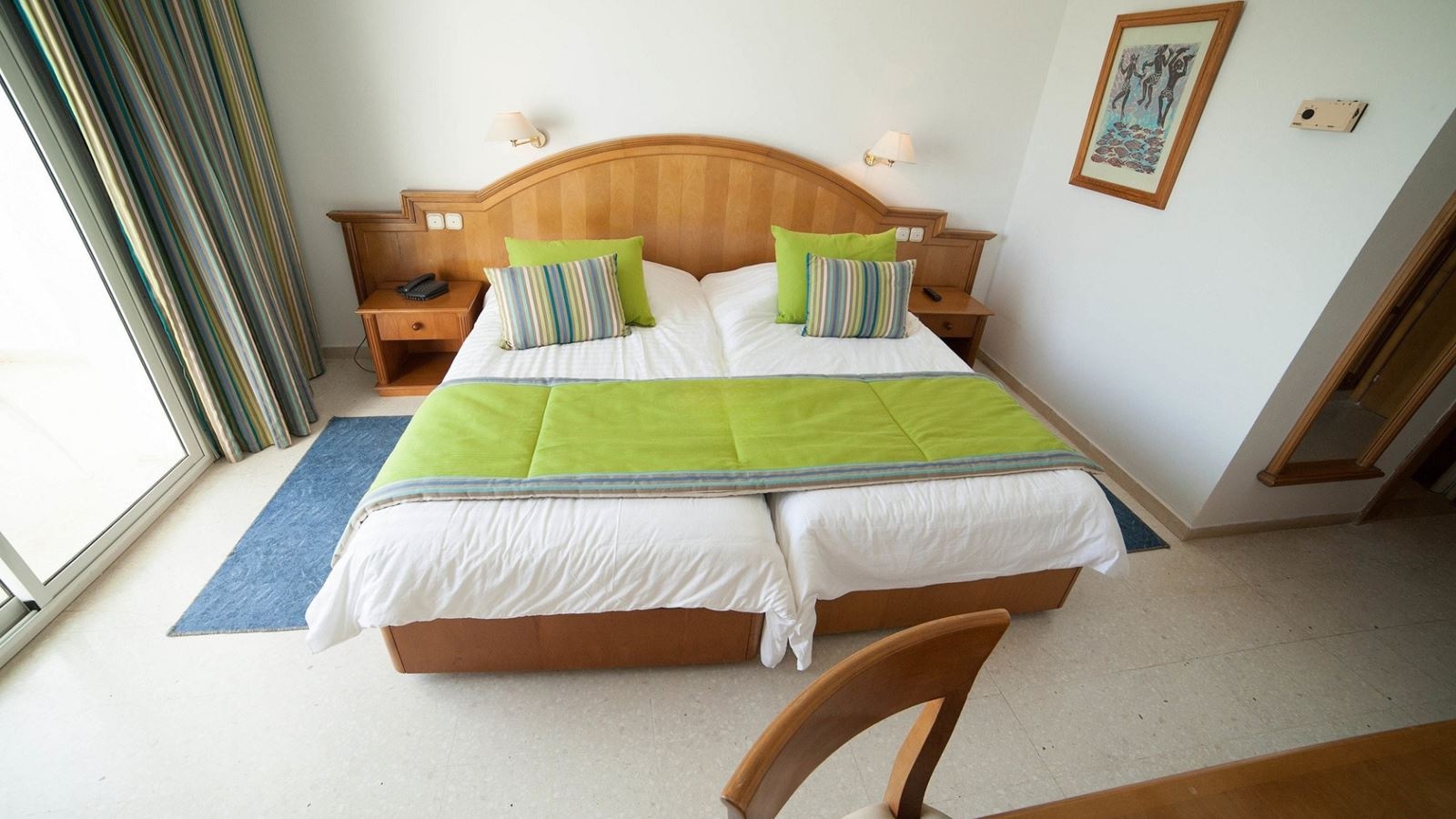 rooms-room-standard-single