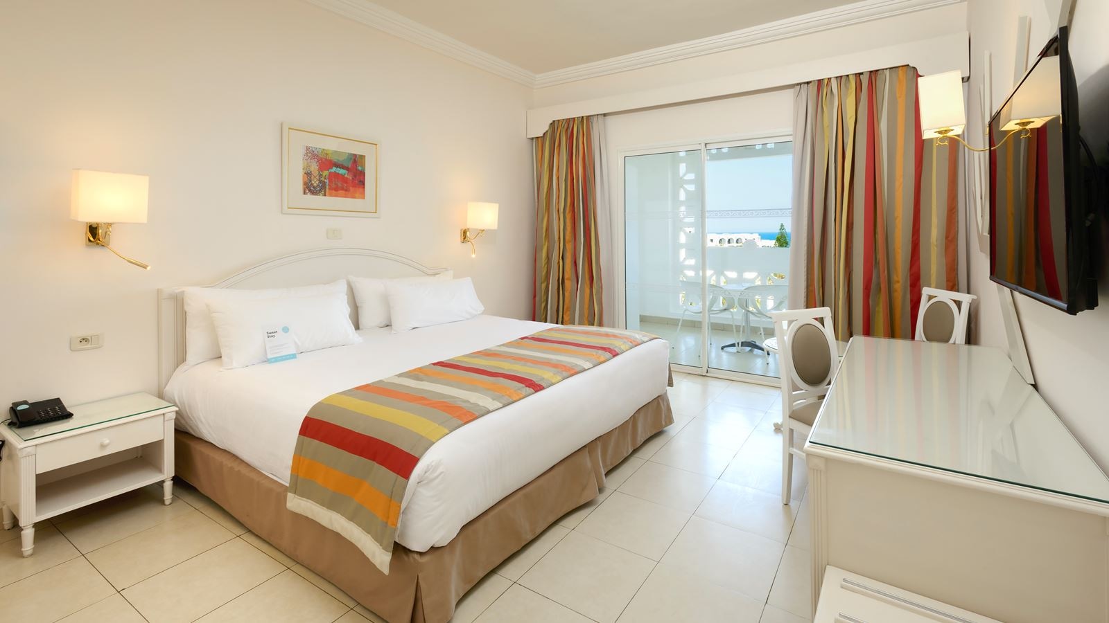 rooms-room-monoparental-garden-view-terrace