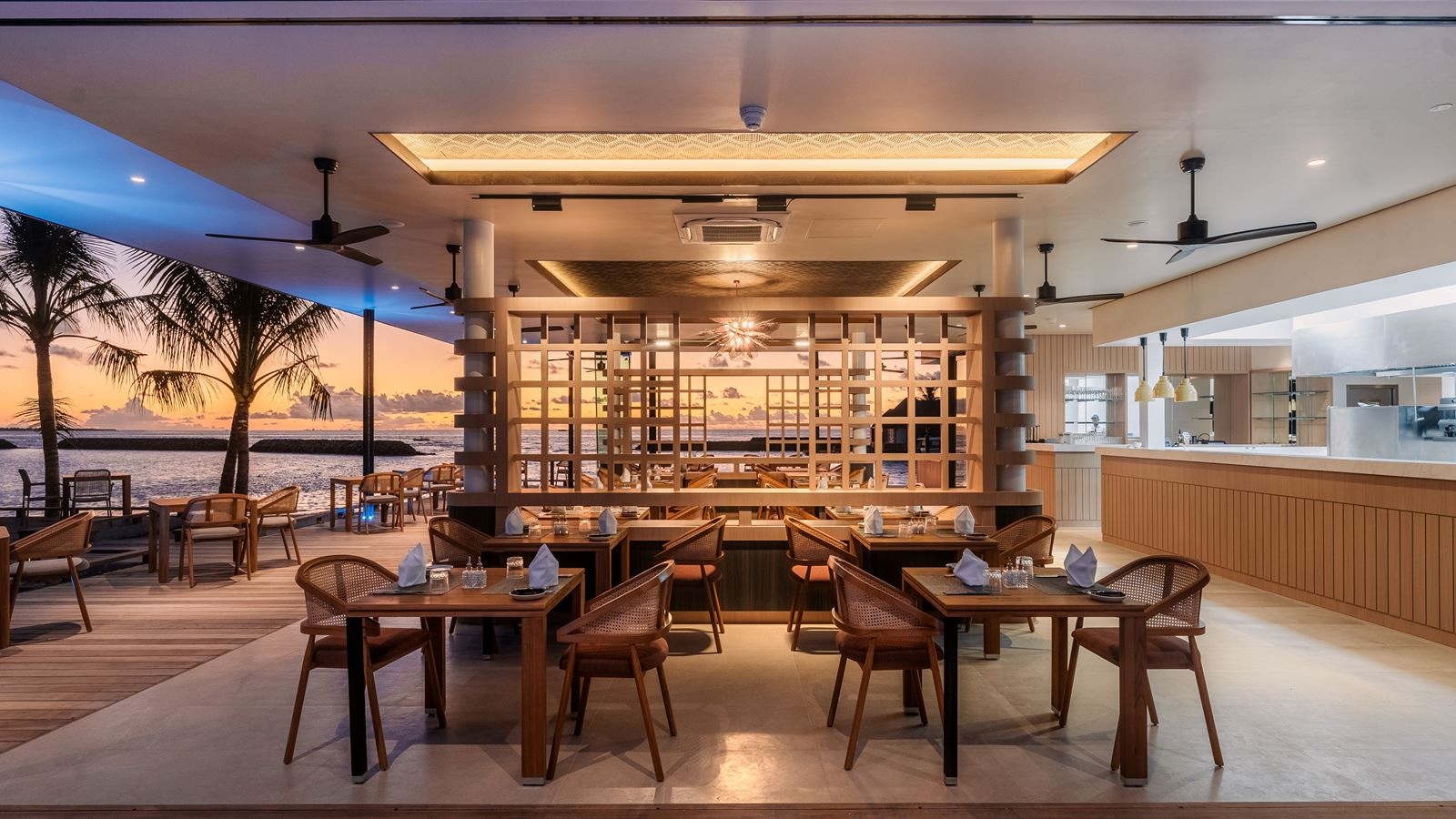 restaurants-madivaru-restaurant