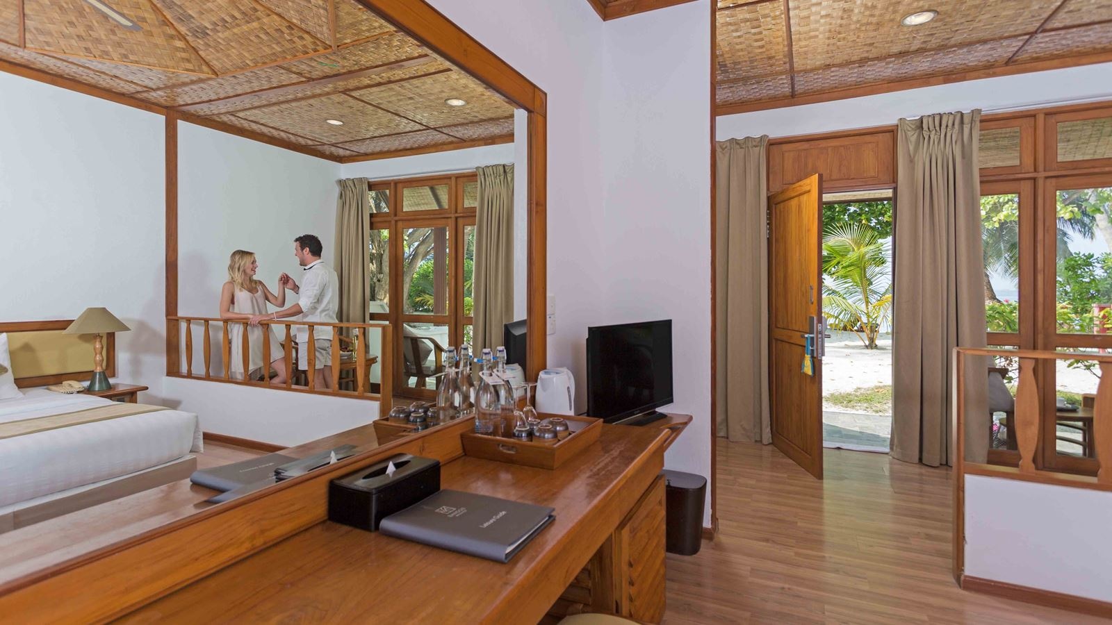 rooms-standard-beachfront--room