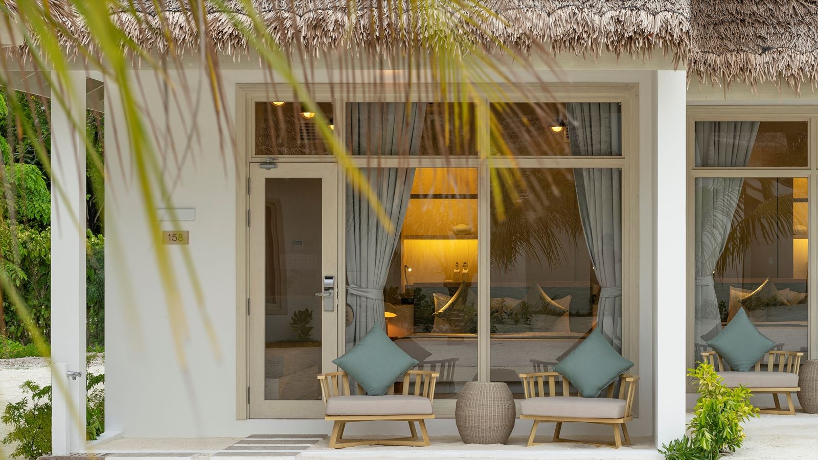 rooms-beach-villa