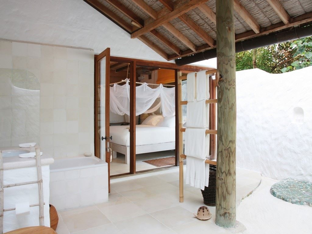 rooms-crusoe-suite-three-bedroom-with-pool