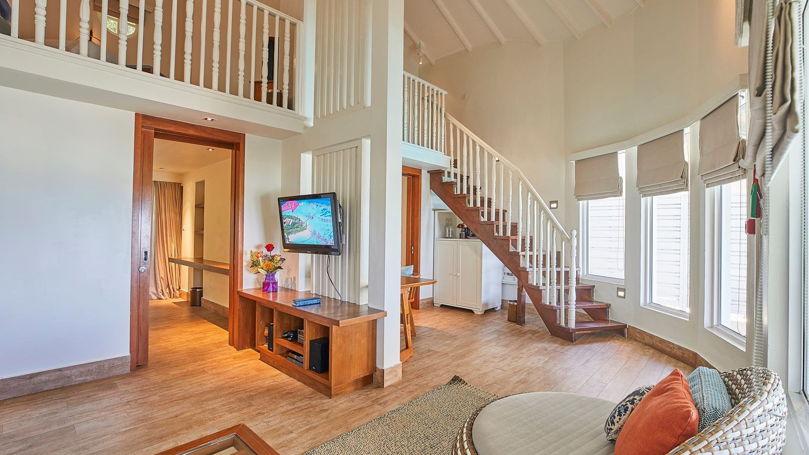 rooms-club-two-bedroom-beach-pool-villa