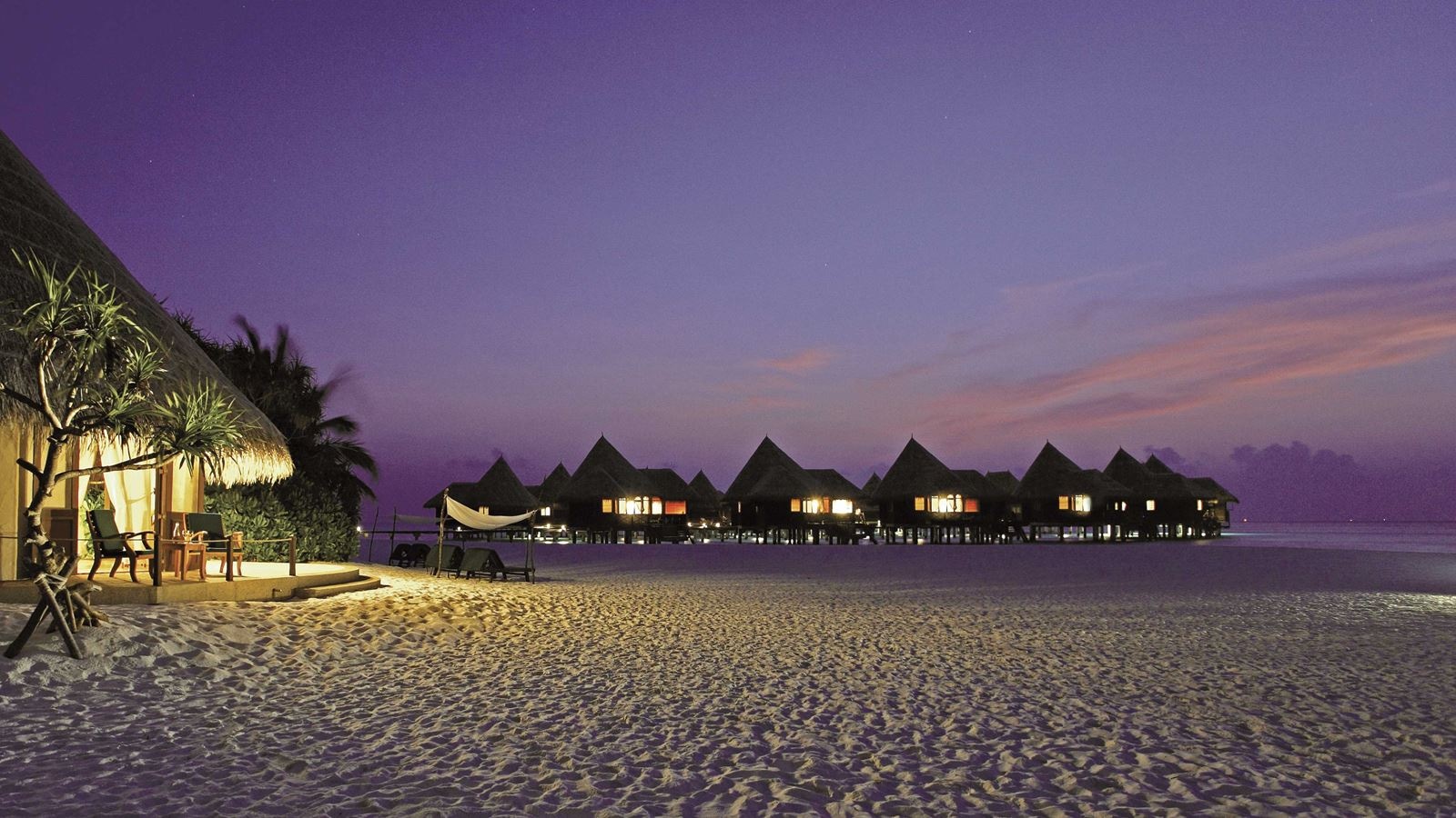 rooms-sunset-beach-villa