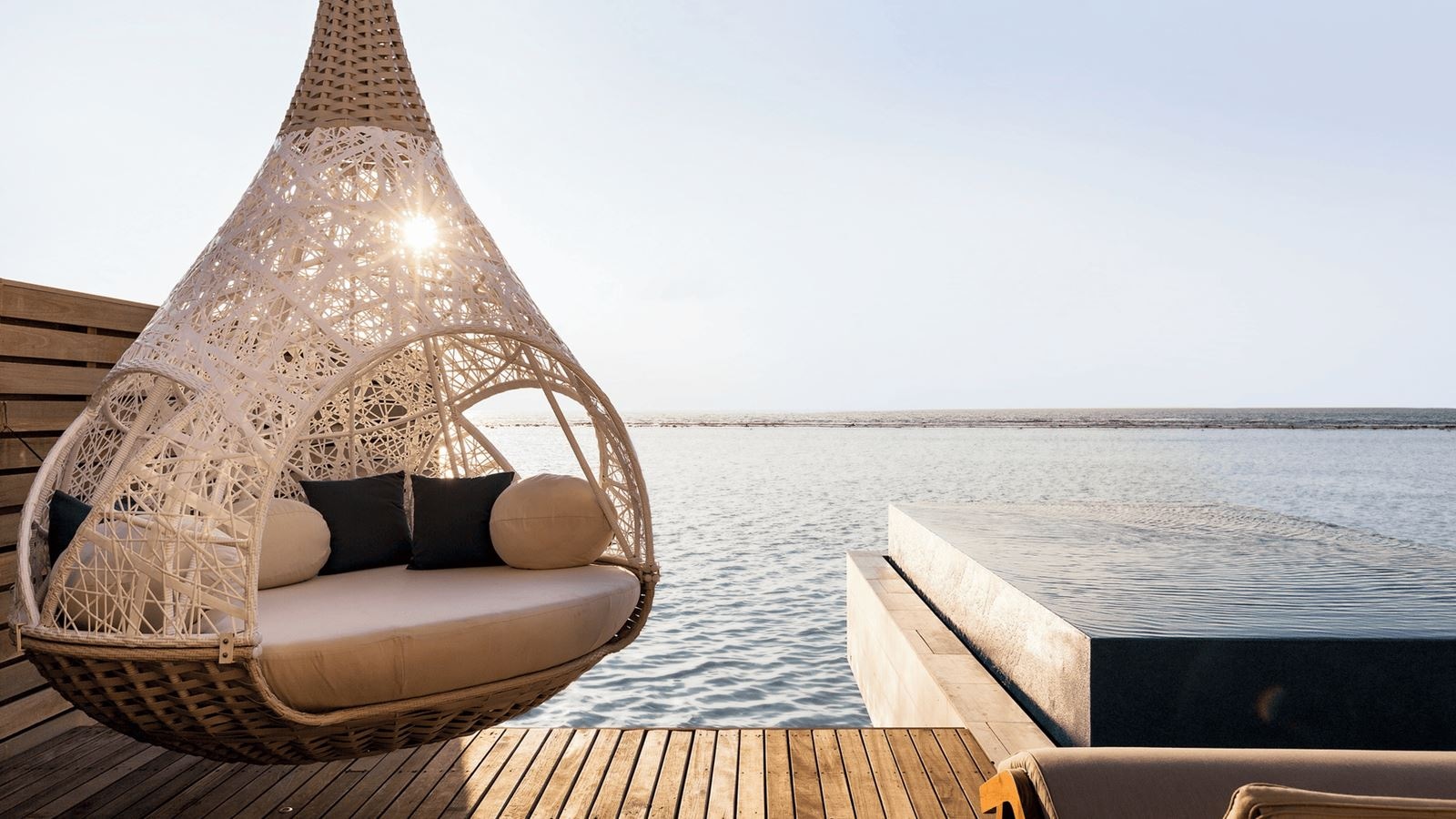 rooms-overwater-infinity-pool-villa