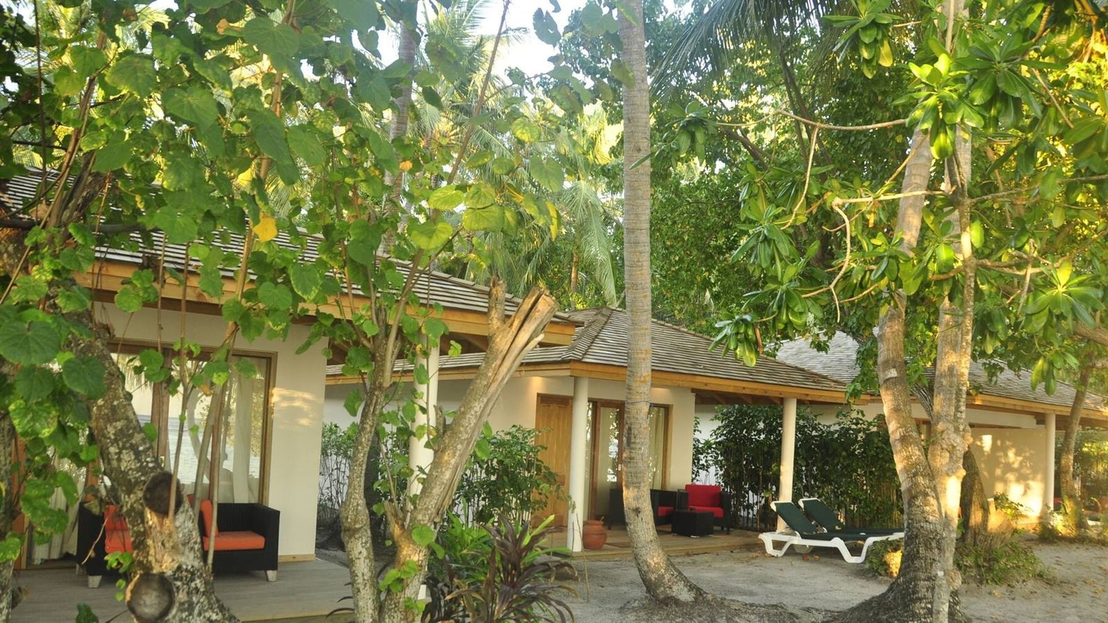 rooms-single-beach-villa