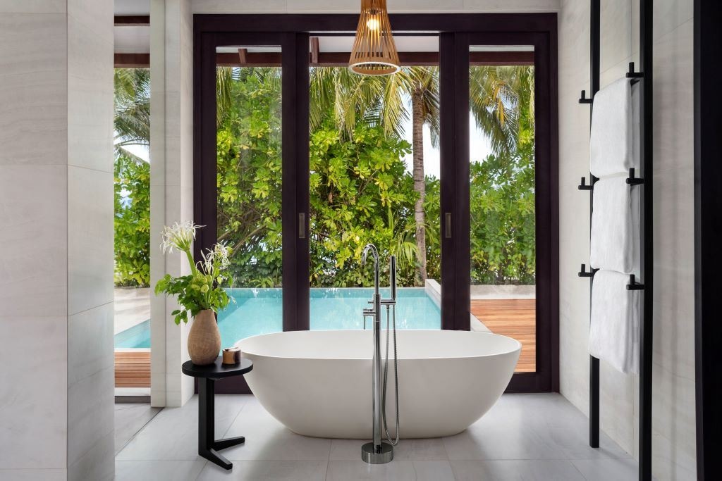 rooms-beach-pool-villa