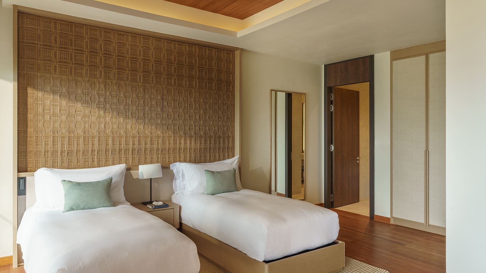 rooms-two-bedroom-beach-house-with-pool