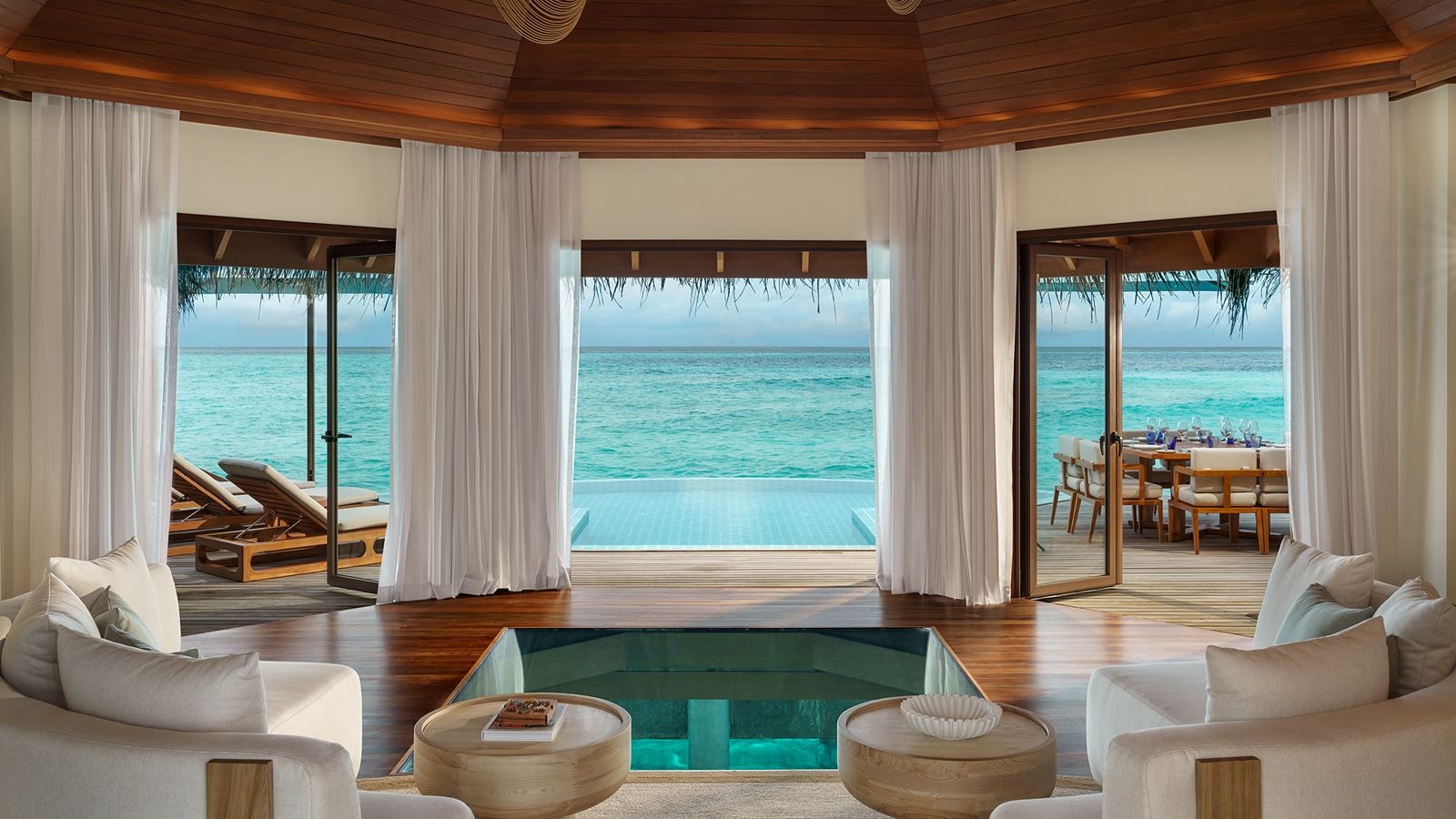 rooms-two-bedroom-ocean-pavilion-with-pool