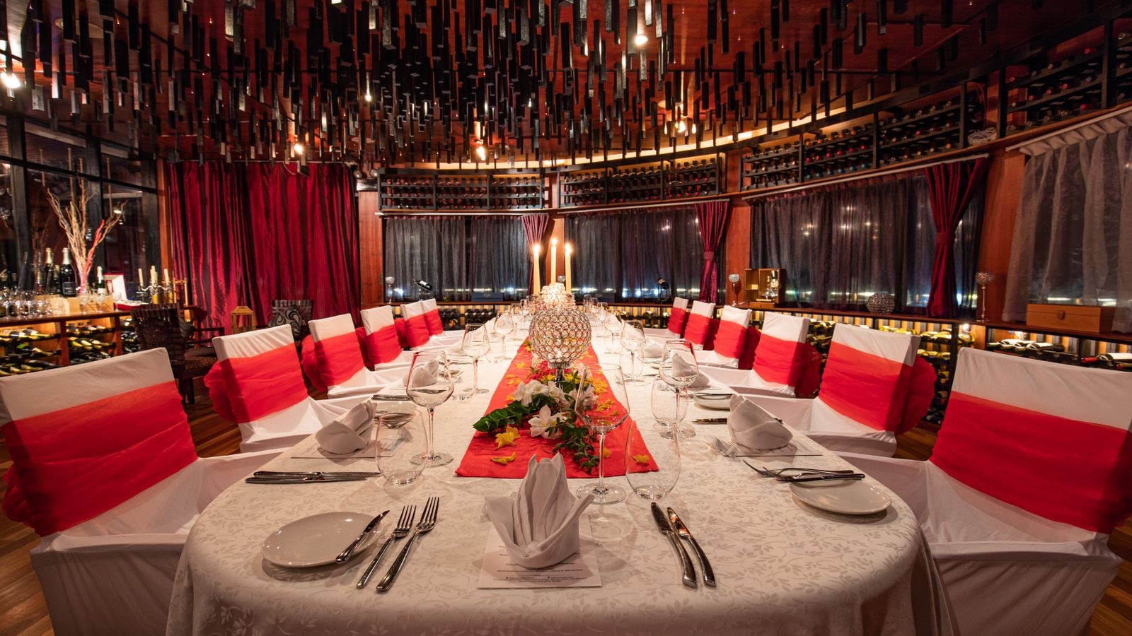 restaurants-the-cellar