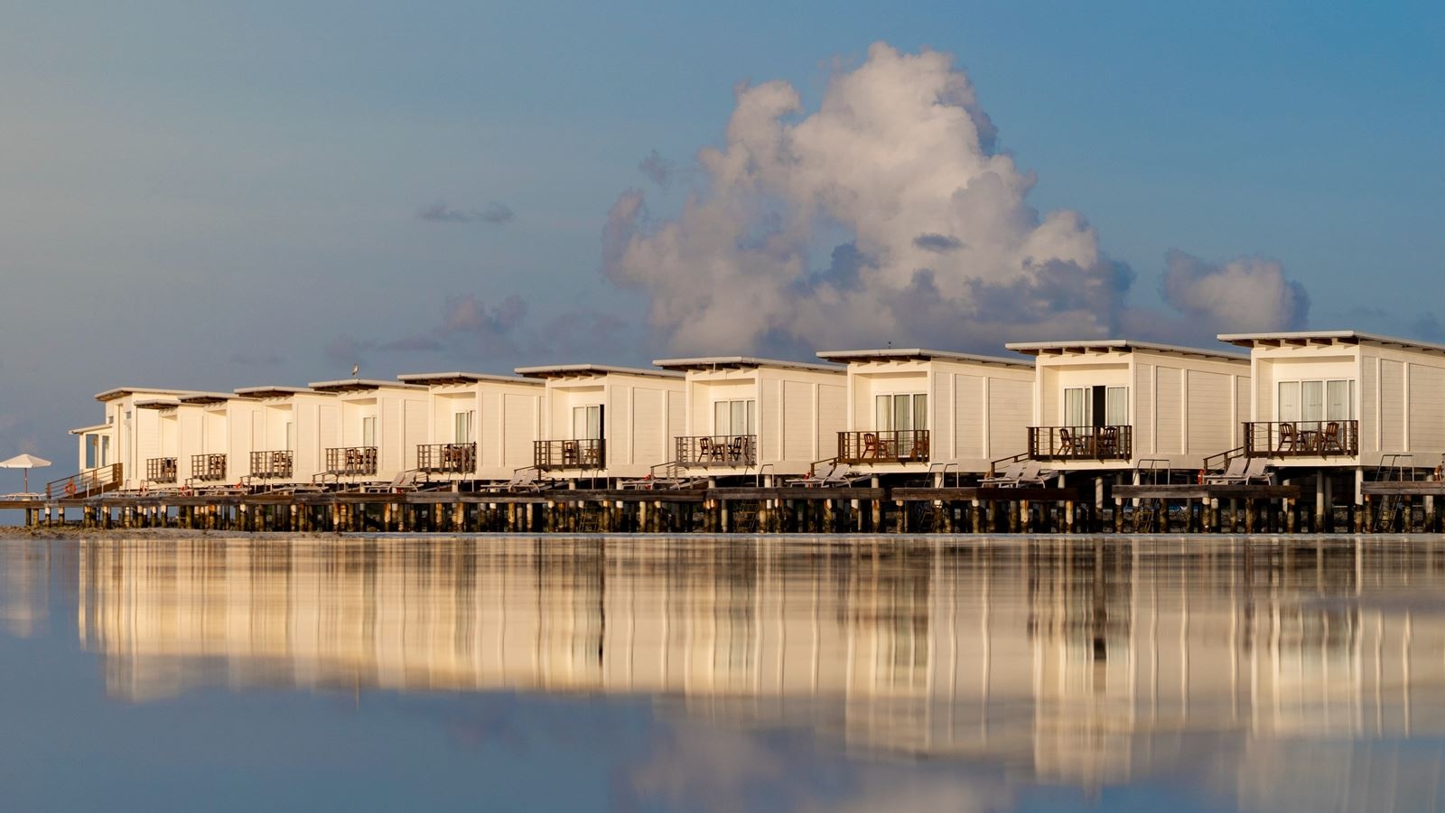 rooms-overwater-villa-sea-view