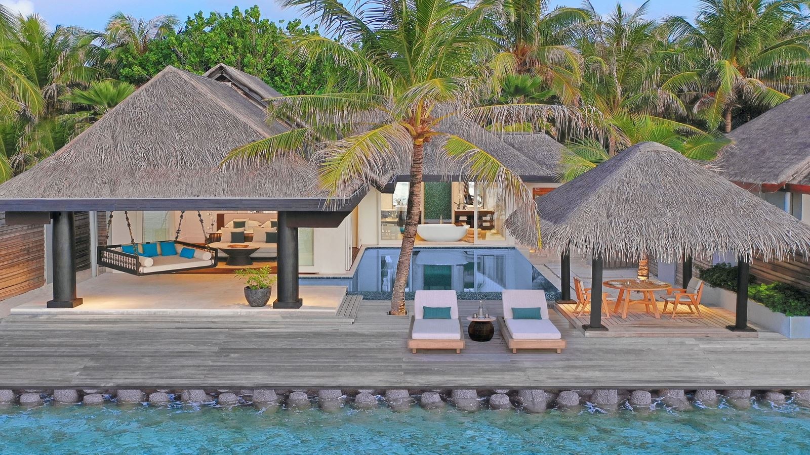 rooms-ocean-house-with-pool--private-beach-cabana