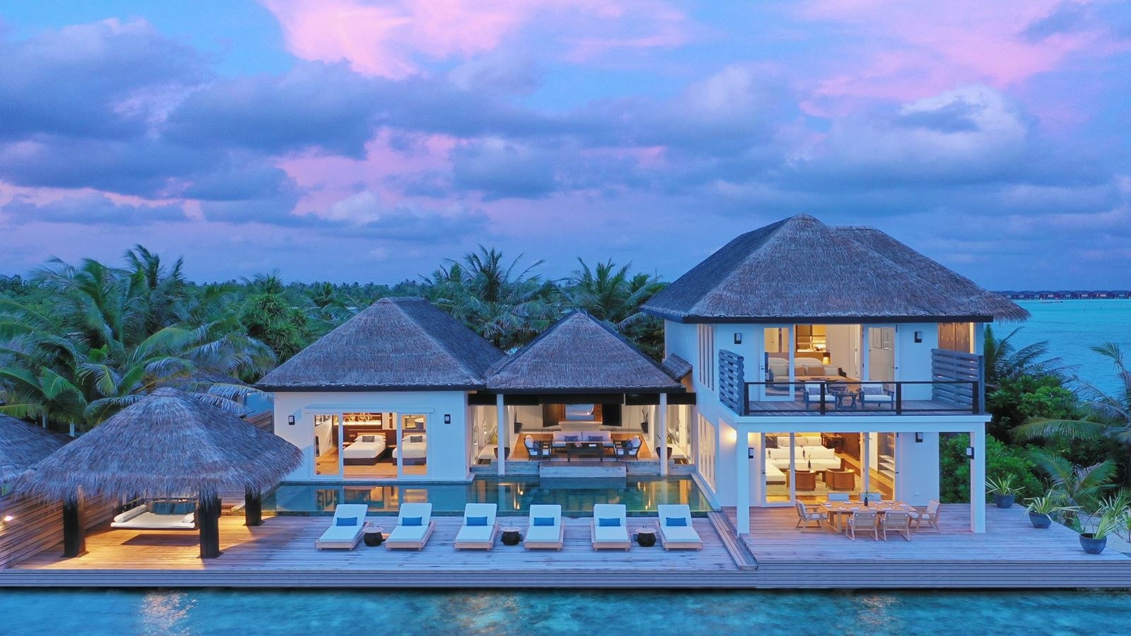 rooms-two-bedroom-beach-pool-residence
