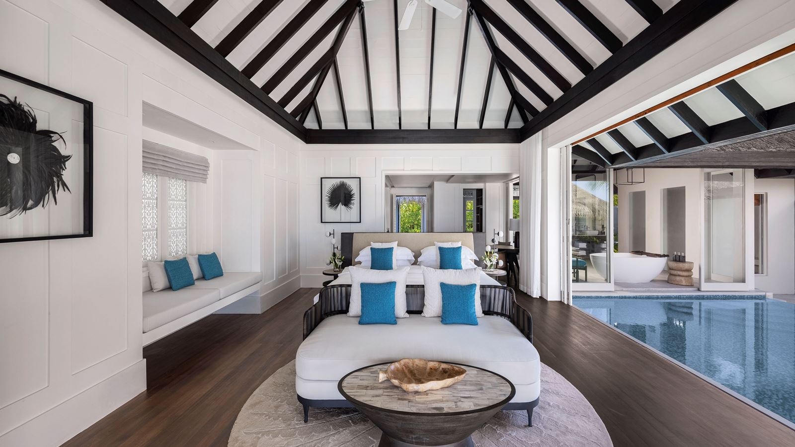 rooms-ocean-house-with-pool--private-beach-cabana