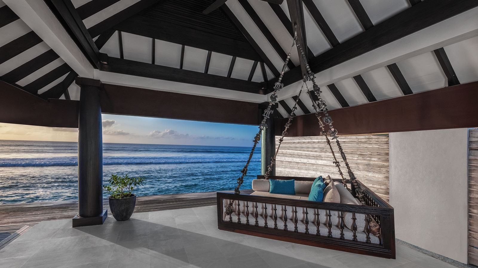 rooms-ocean-house-with-pool--private-beach-cabana