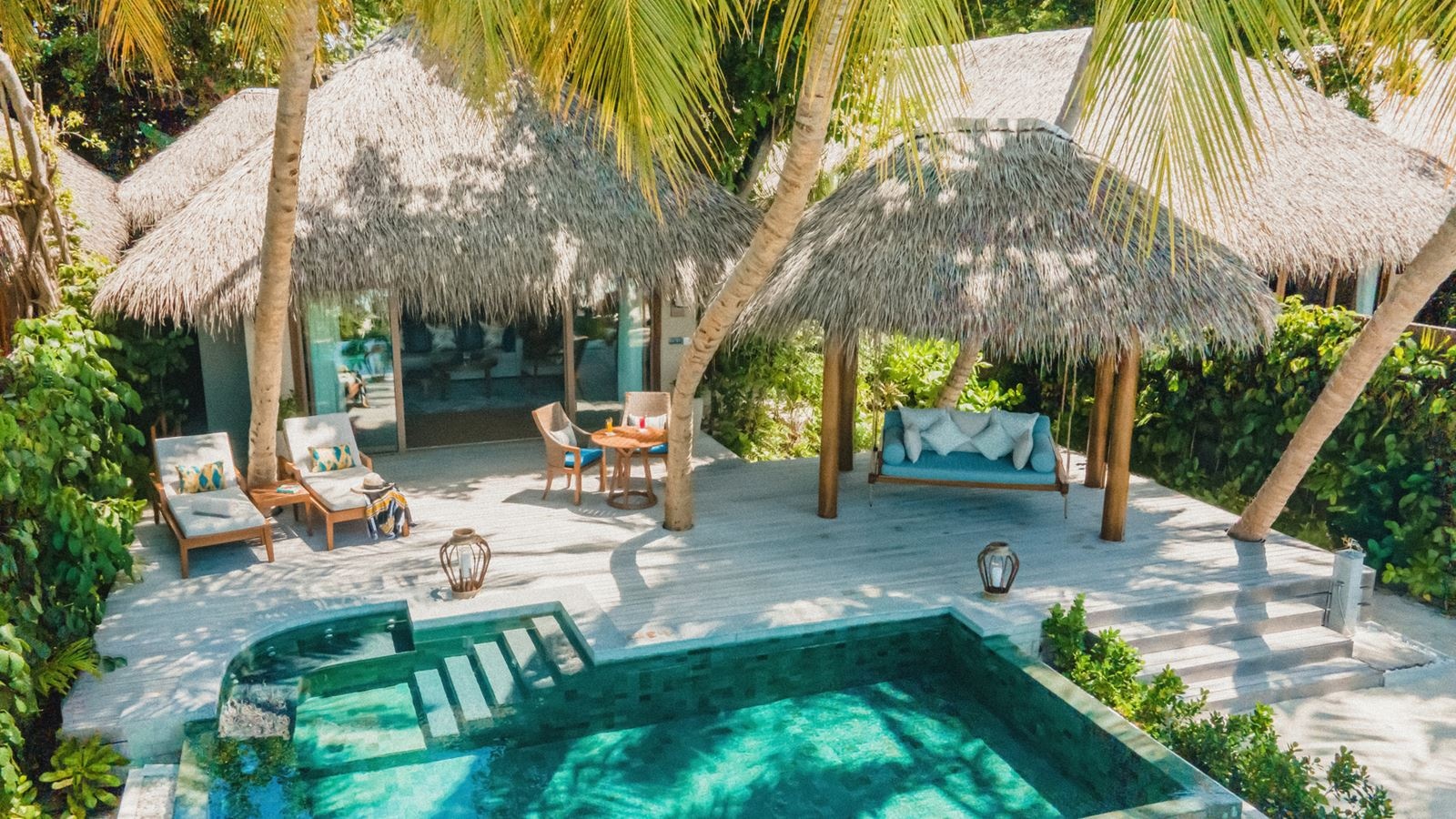 rooms-baros-suite-with-private-pool