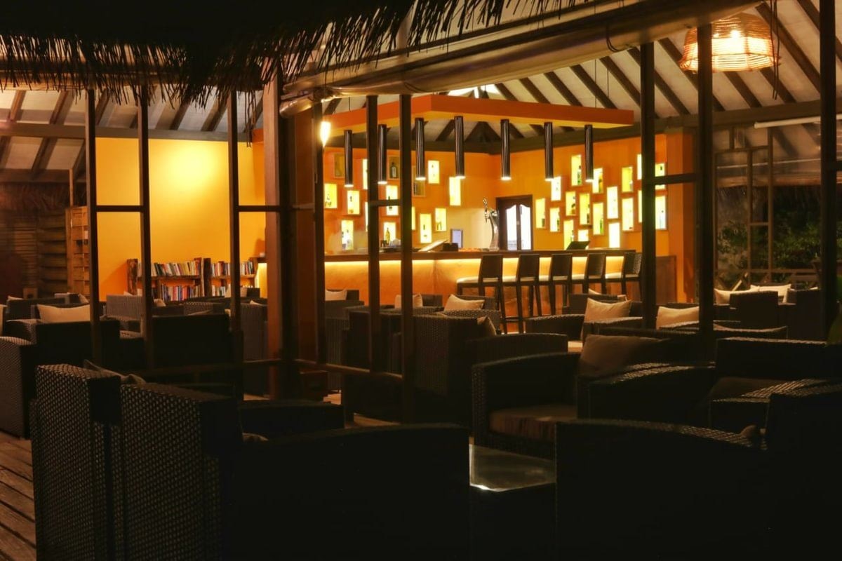 restaurants-coffee-shop-and-bar