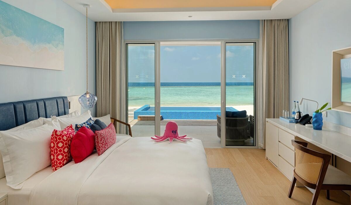 rooms-beach-villa-pool