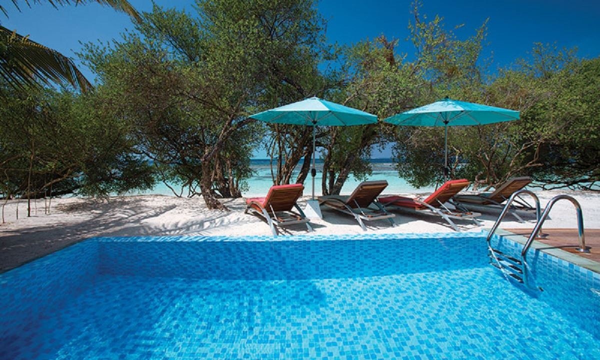 rooms-sunrise-water-villa-with-pool