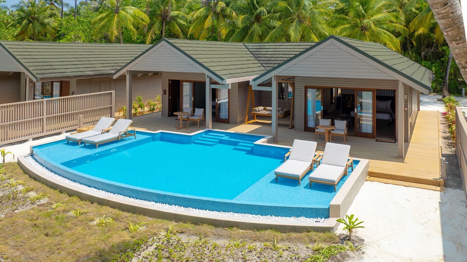 rooms-two-bedroom-beach-pool-villa