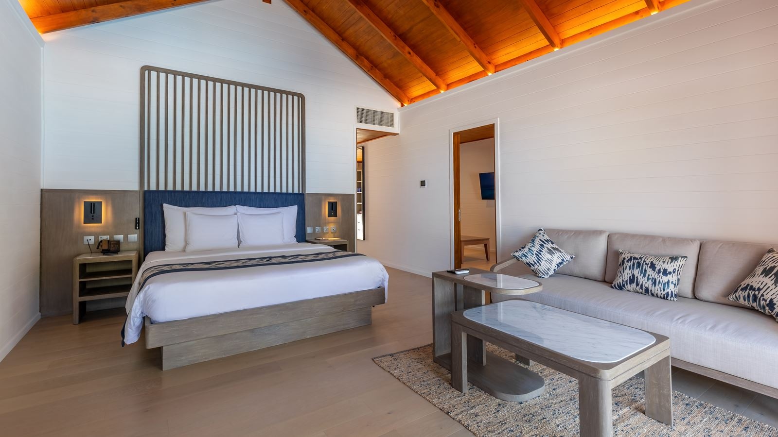 rooms-two-bedroom-beach-pool-villa