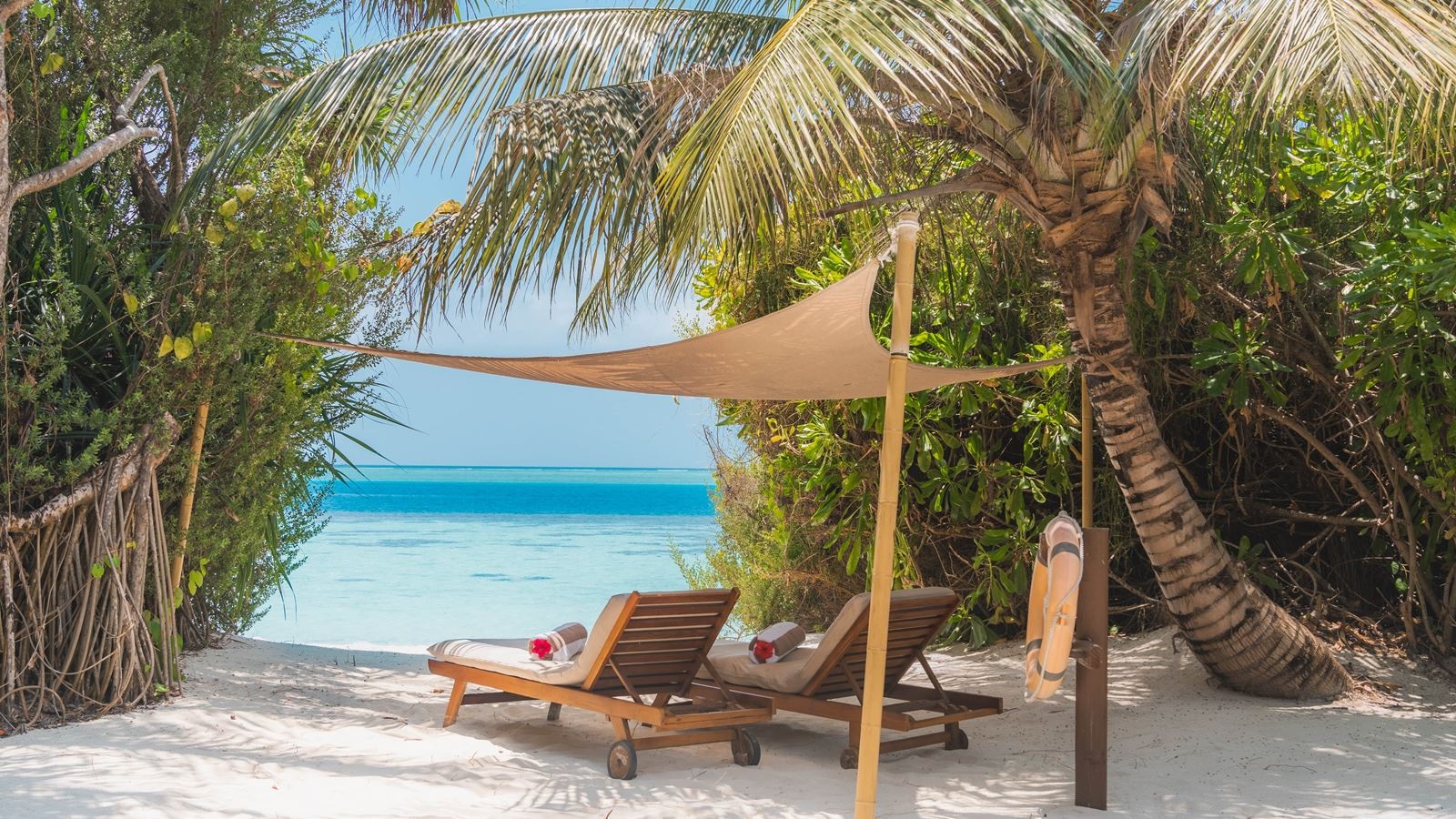 rooms-sunset-beach-villa