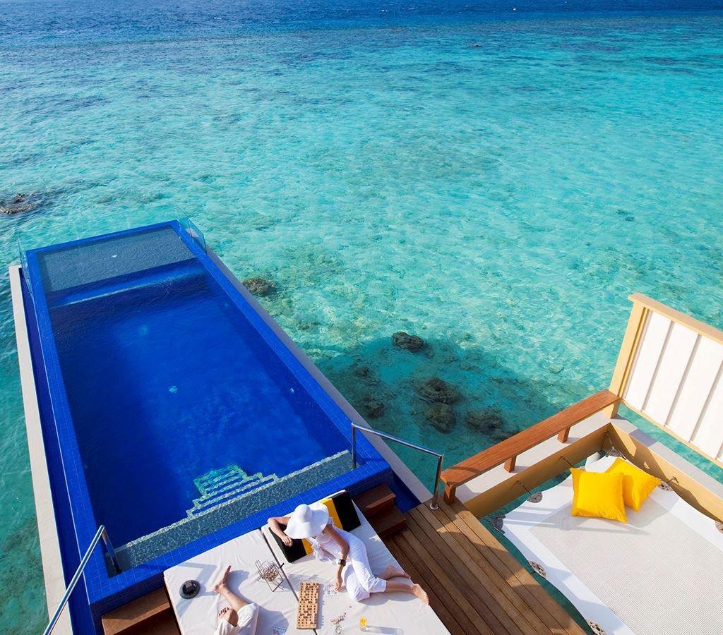 rooms-inocean-sunrise-pool-villa