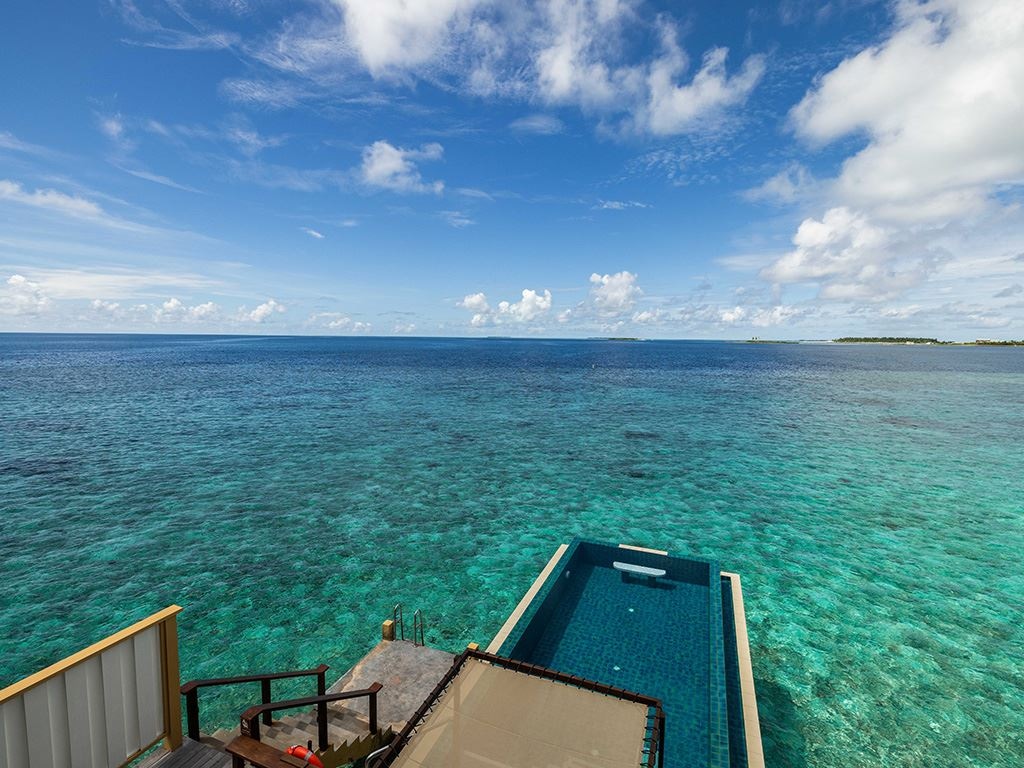 rooms-inocean-pool-villa