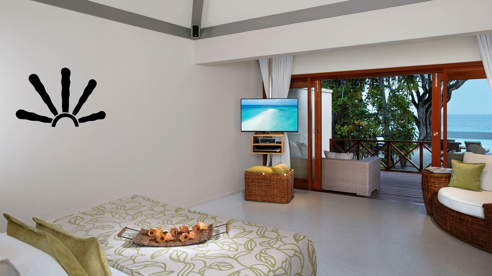 rooms-deluxe-beach-villa