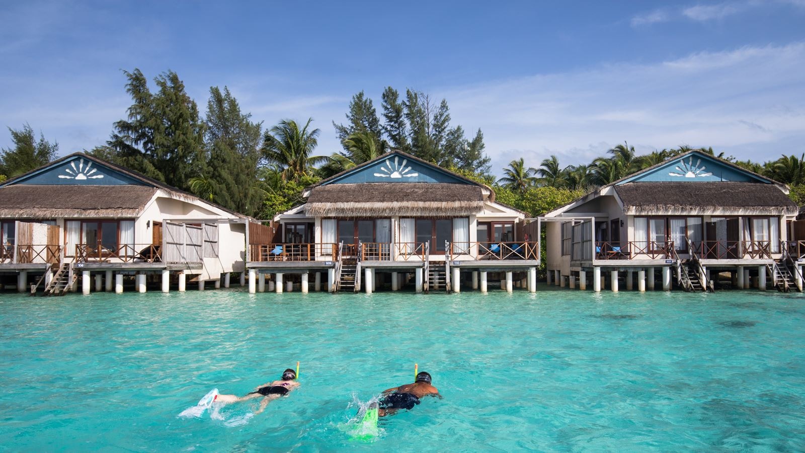 rooms-premium-water-villa