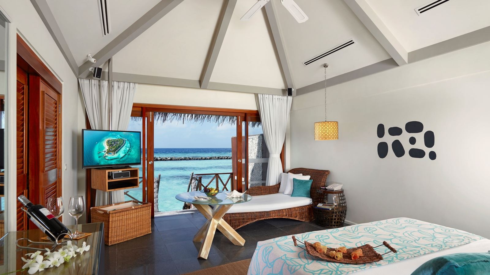 rooms-premium-water-villa