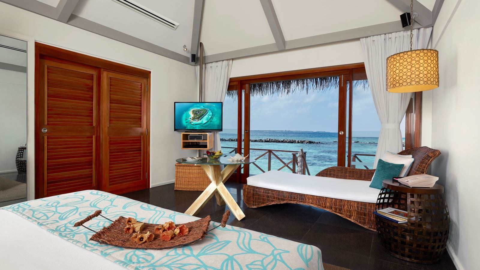 rooms-premium-water-villa