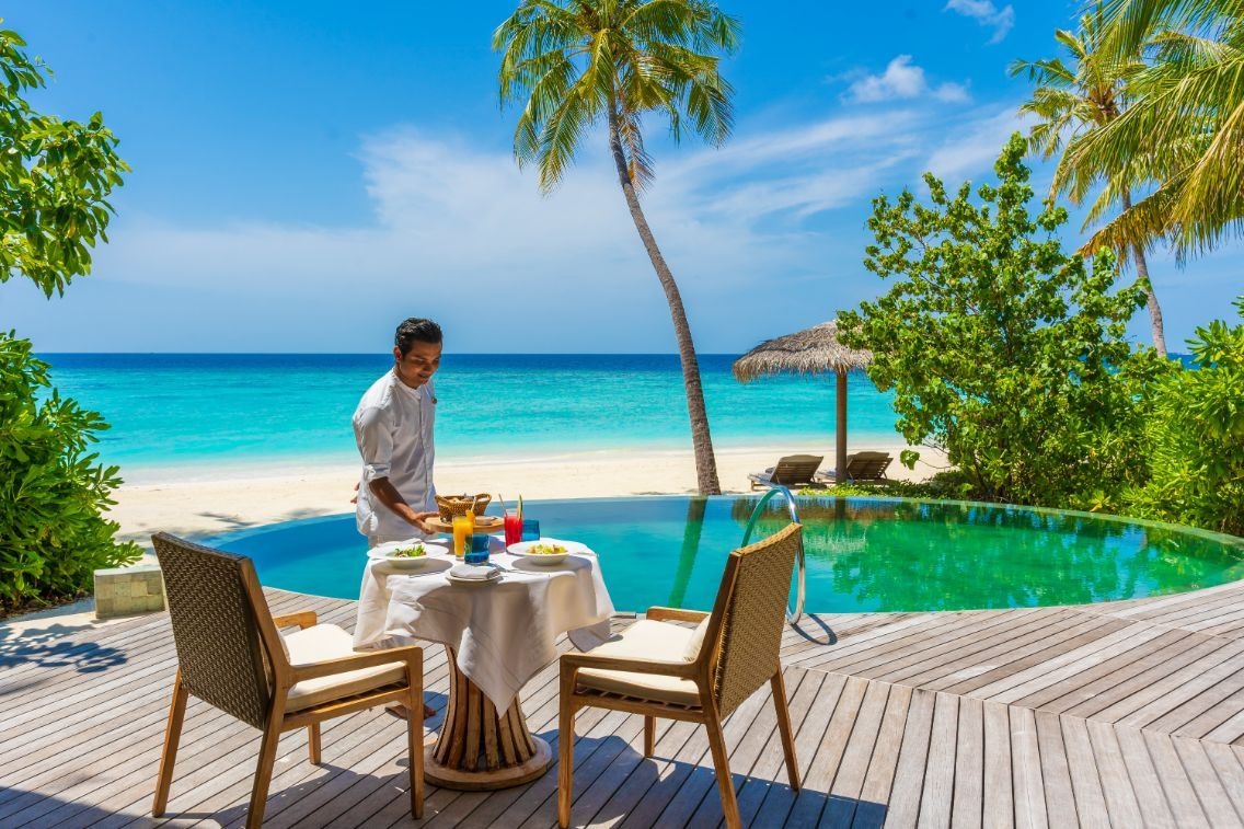 restaurants-in-villa-dining