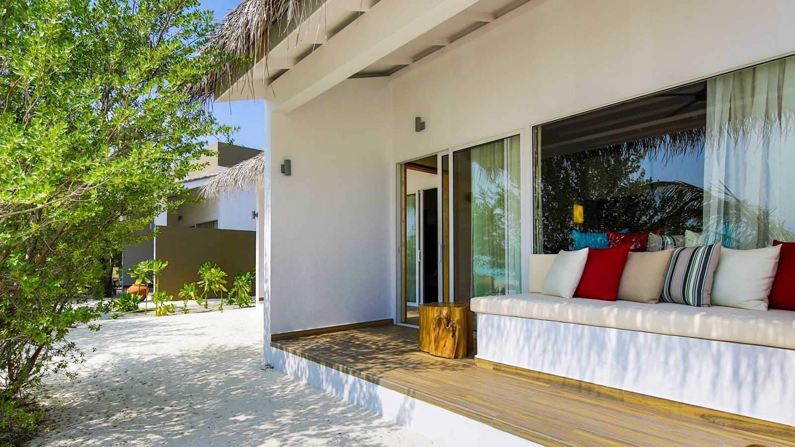rooms-family-beach-villa