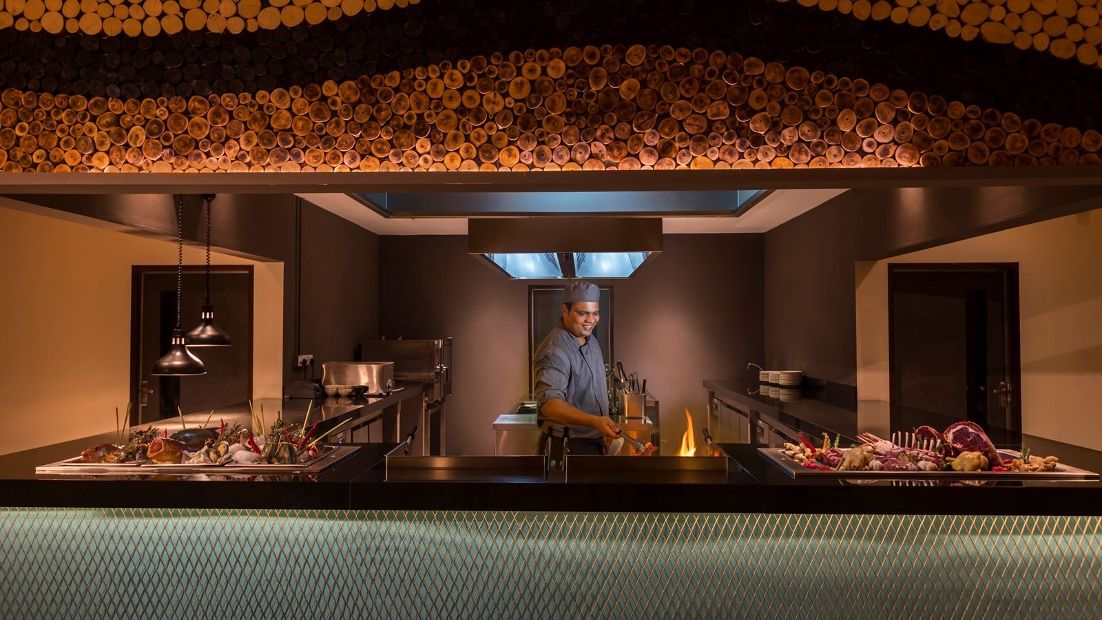 restaurants-faru-grill-restaurant