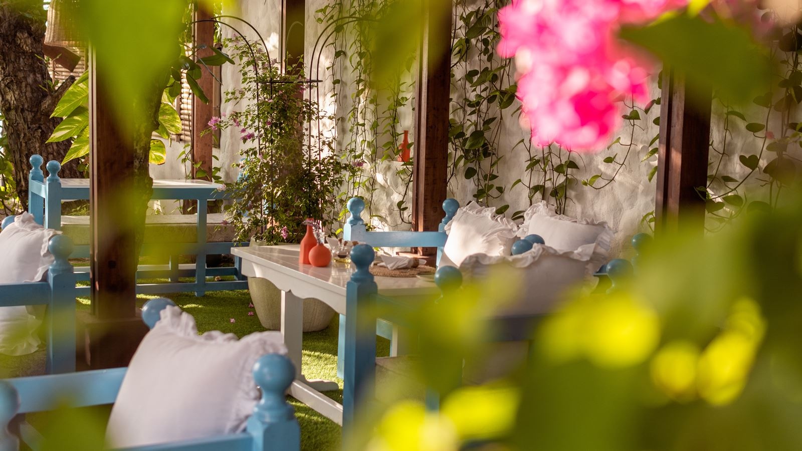 restaurants-restaurants