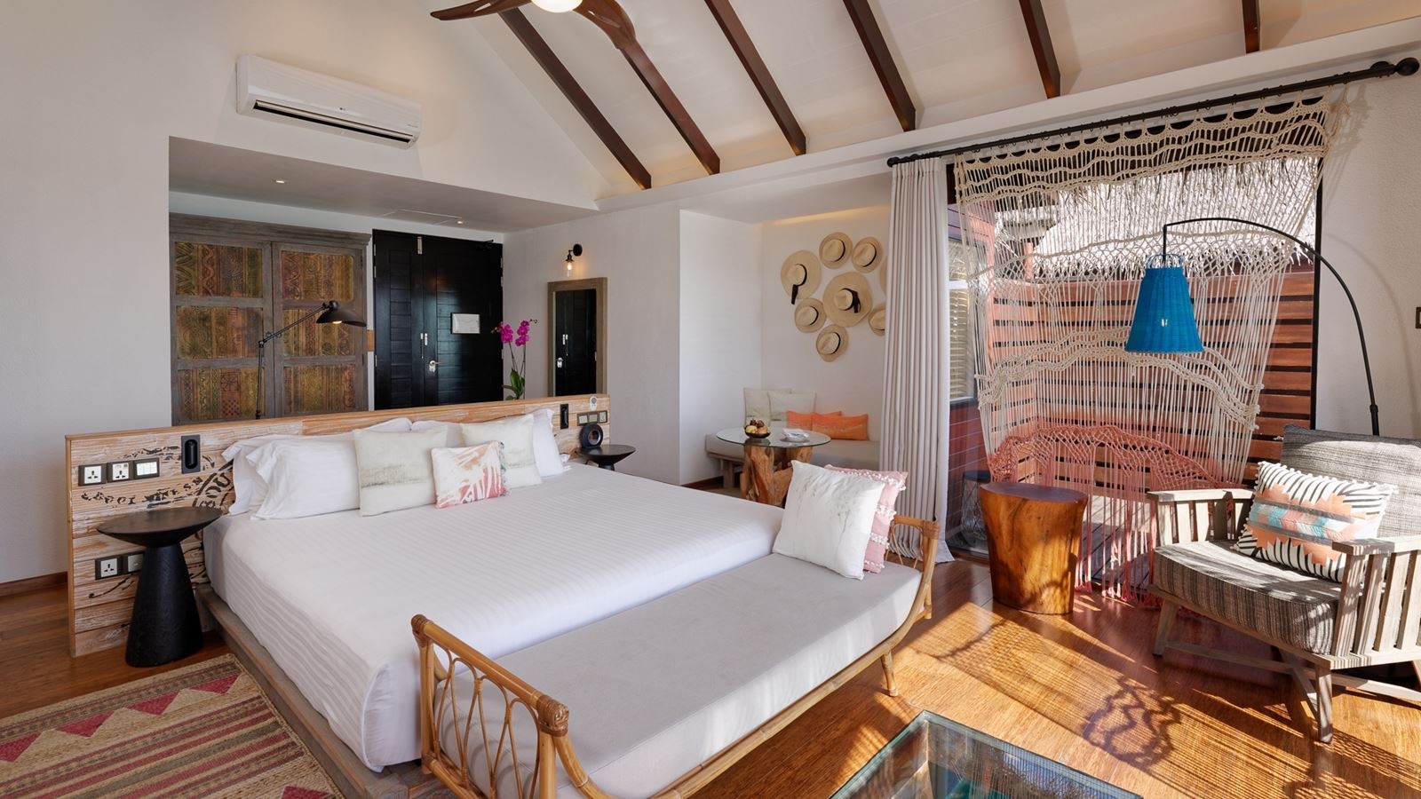 rooms-ocean-water-villa