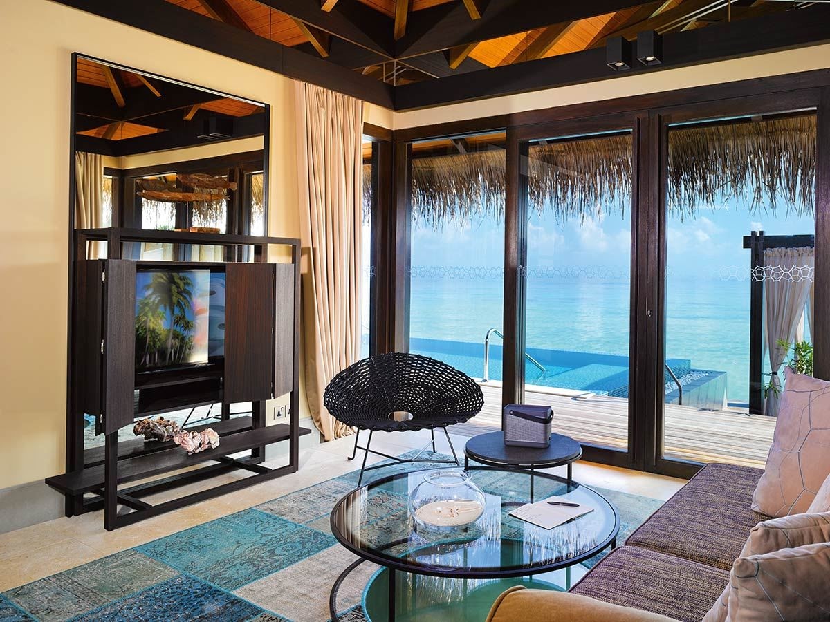 rooms-sunrise-water-pool-villa